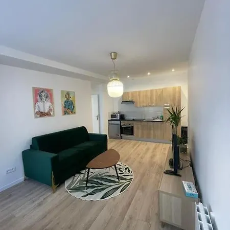 2p Porte De Paris, Sortie Metro Face Au Bois Apartment *